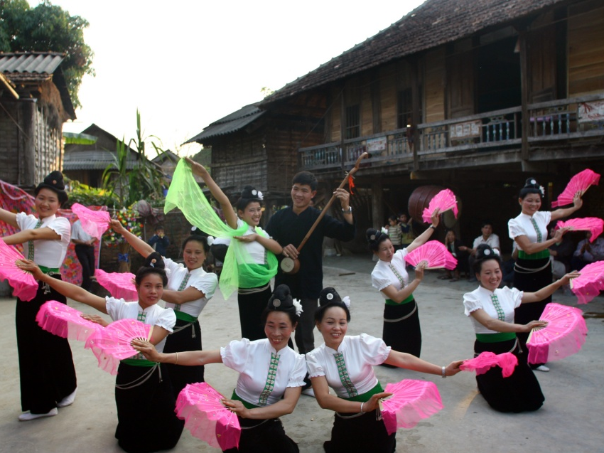 Tìm lại bản sắc của nghệ thuật múa các dân tộc thiểu số Việt Nam