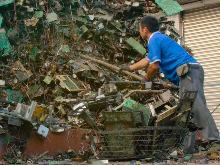 Thời đại số và nguy cơ rác thải điện tử