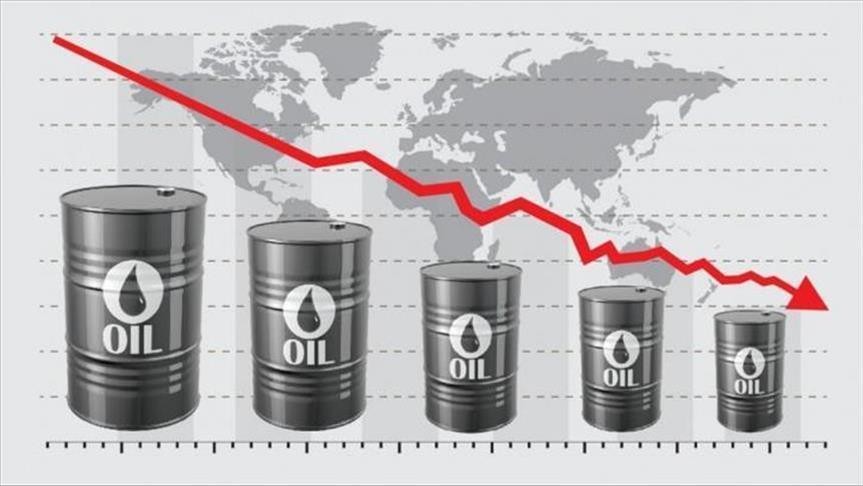 Giá dầu châu Á phiên 3/11 giảm do lượng dầu dự trữ của Mỹ tăng mạnh