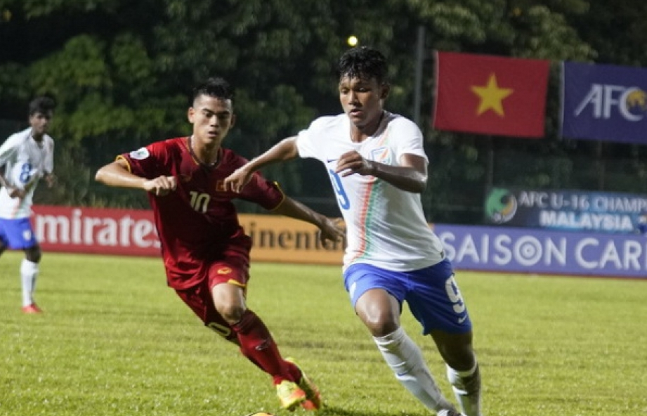 U16 Việt Nam bại trận trước U16 Ấn Độ ngày ra quân