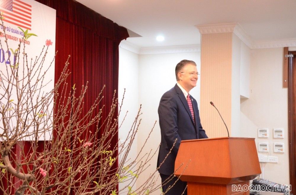 (01.29) Đại sứ Hoa Kỳ tại Việt Nam Daniel Kritenbrink phát biểu tại Đại học Sư phạm Hà Nội ngày 29/1/2021. (Ảnh: Huy Sơn)