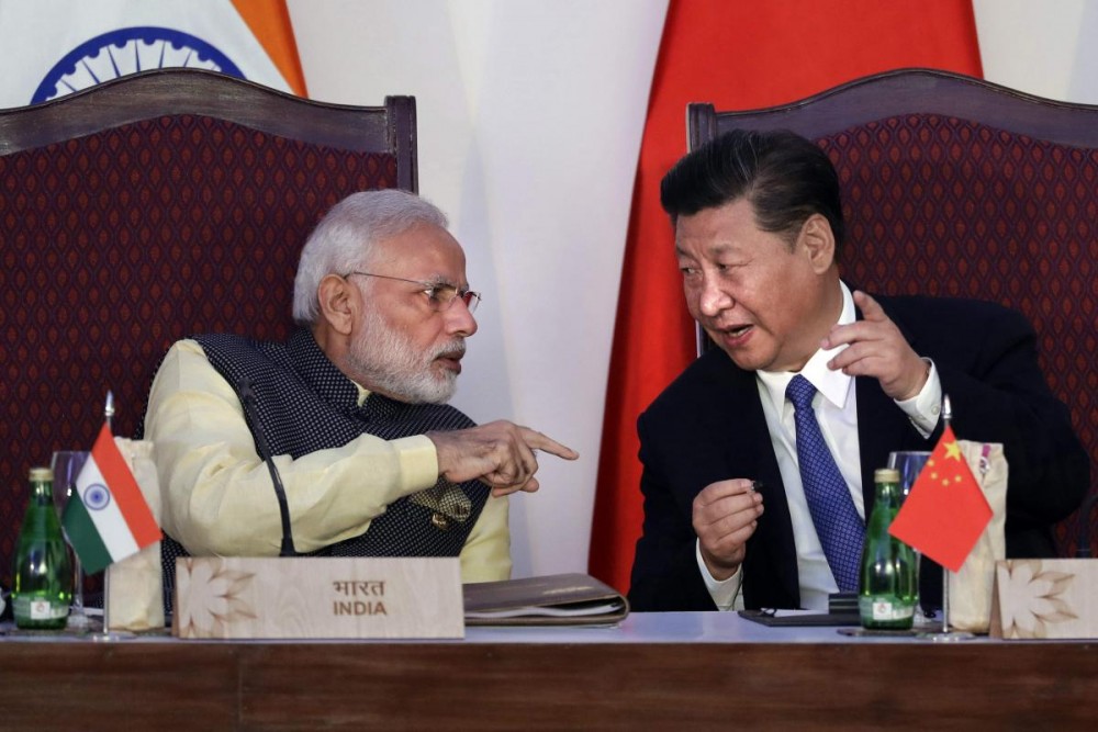(02.24) Cuộc gặp tới giữa Thủ tướng Ấn Độ Narendra Modi và Chủ tịch Trung Quốc Tập Cận Bình tại Thượng đỉnh BRICS có thể tác động đáng kể tới quan hệ song phương. (Nguồn: AP)