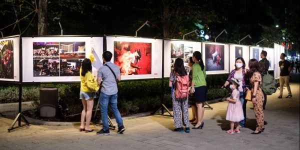 Pedestrian spaces in Ha Noi resume operation