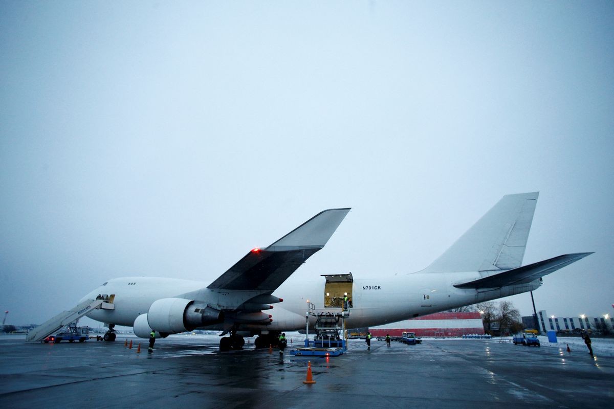 (02.13) Nhiều hãng hàng không quốc tế đang cân nhắc điều chỉnh, thậm chí dừng toàn bộ các chuyến bay tới Ukraine. (Nguồn: Reuters)