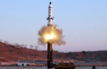 Hàn Quốc: Triều Tiên thử tên lửa đạn đạo thất bại