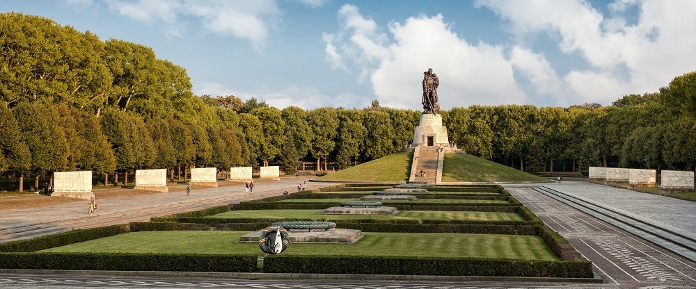 (04.19) Đài tưởng niệm chiến tranh của Liên Xô tại Treptow, Berlin (Đức). (Nguồn: tkt-berlin.de)