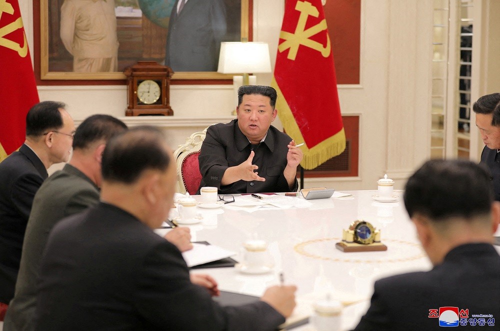 (05.16) Chủ tịch Triều Tiên Kim Jong-un đã chỉ trích công tác phòng chống dịch chưa hiệu quả của một số quan chức. (Nguồn: KCNA)