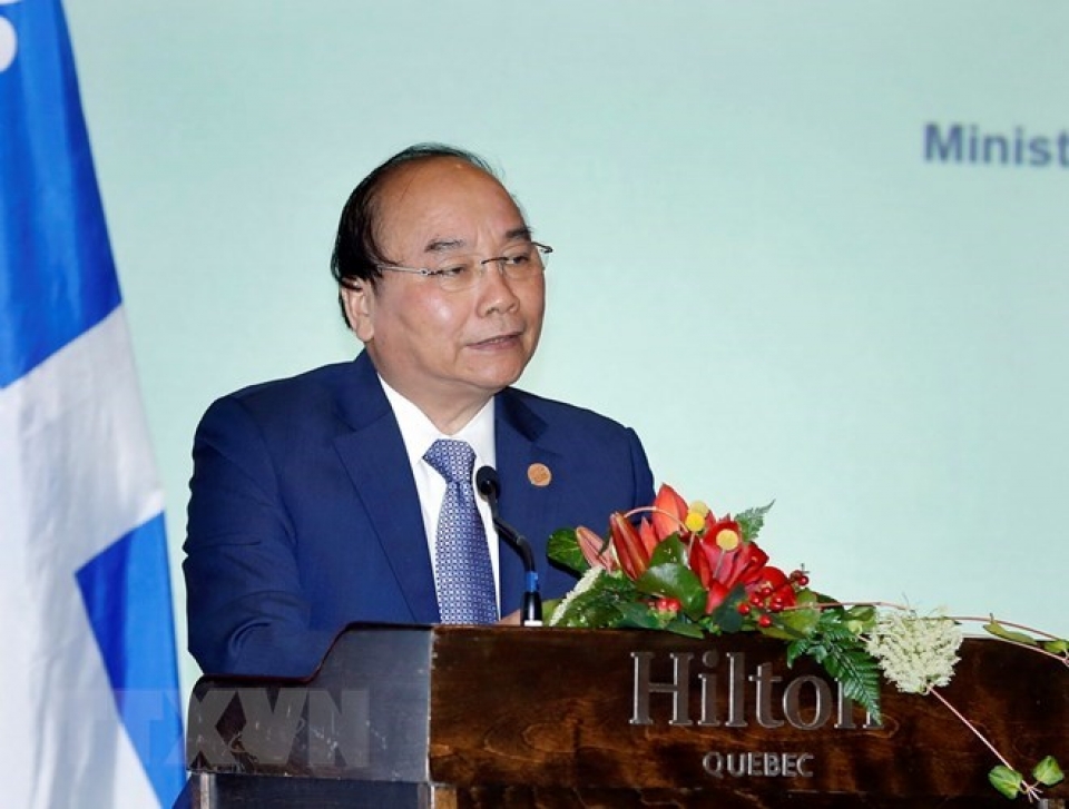 pm introduces investment opportunities to canadian firms