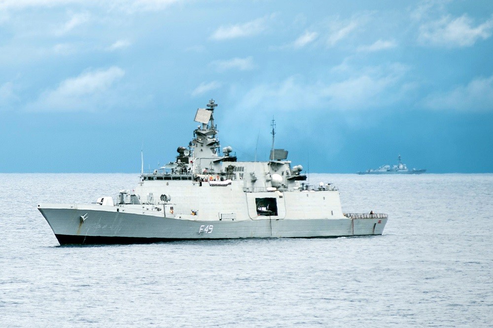 (06.22) Hai tàu hải quân Ấn Độ sắp thăm Việt Nam - Ảnh: Tàu INS Sahyadri (F-49) là một trong hai tàu sẽ cập cảng Nhà Rồng trong tuần này. (Nguồn: Hải quân Mỹ)