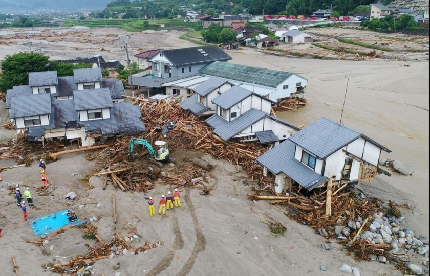 Nhật Bản: Thời tiết xấu cản trở nỗ lực cứu hộ lũ lụt