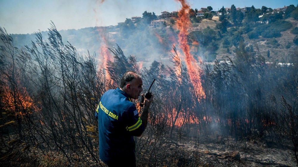Hy Lạp: Cháy rừng bùng phát dữ dội, nhiều người dân khẩn trương đi sơ tán