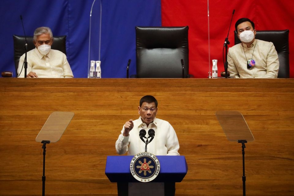 (07.27) Tổng thống Philippines Rodrigo Duterte trình bày Thông điệp quốc gia cuối cùng trong nhiệm kỳ của mình ngày 26.7 tại Tòa nhà Quốc hội Philippines. (Nguồn Reuters)