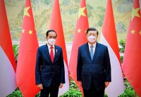 Tổng thống Indonesia thăm Trung Quốc: Thân thiết trong thận trọng