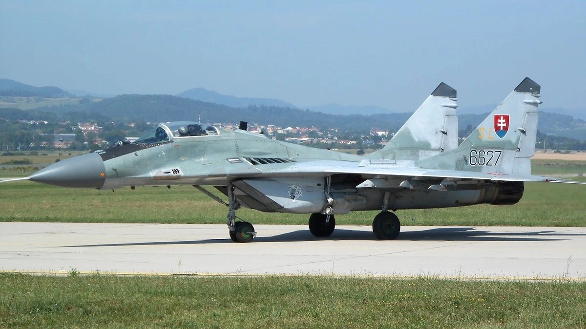(08.15) Máy bay chiến đấu MiG-29 thuộc biên chế quân đội Slovakia. (Nguồn NewsBeezer)