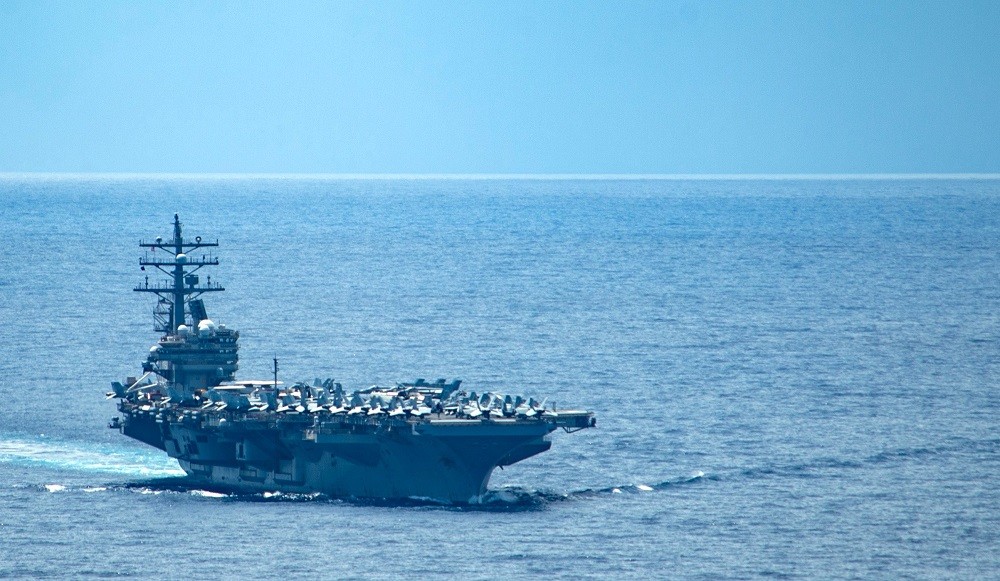 (08.16) Tàu sân bay USS Ronald Reagan di chuyển trên Biển Đông ngày 12/7/2022. (Nguồn: USNI)