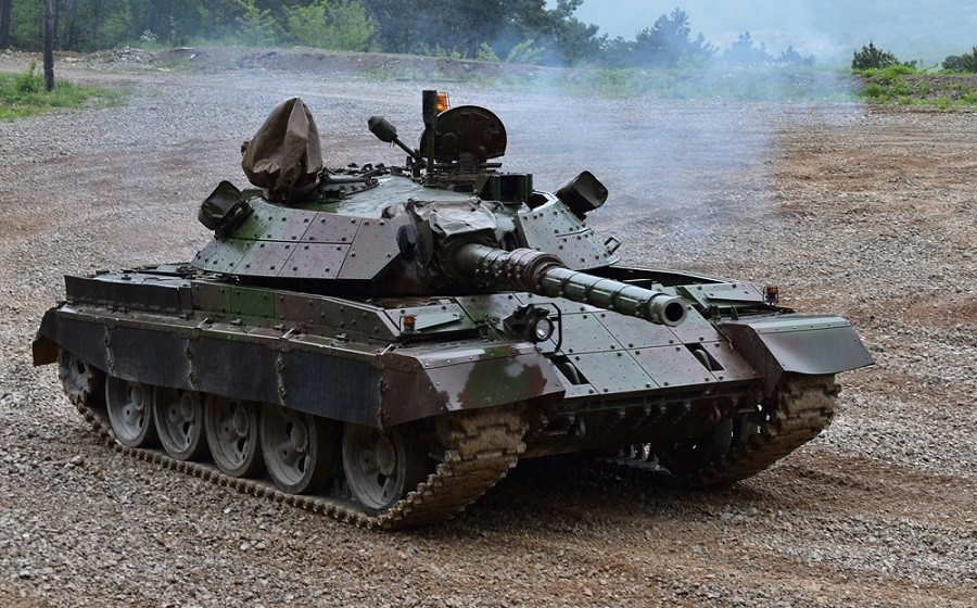 (09.21) Phương Tây vẫn do dự trong việc cung cấp xe tăng chiến đấu chủ lực cho Ukraine - Ảnh: Slovenia đã quyết định cung cấp xe tăng chiến đấu M55S kiểu Liên Xô cho Ukraine. (Nguồn: Miltariny)