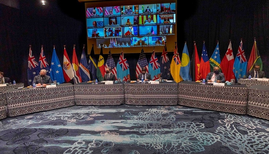 (09.28) Ngoại trưởng Mỹ Antony Blinken trong cuộc gặp với người đồng cấp các quốc đảo tại Thái Bình Dương ở Fiji tháng 2/2022. (Nguồn: Bộ Ngoại giao Mỹ)