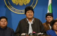 bolivia hau ong morales roi trong roi ngoai