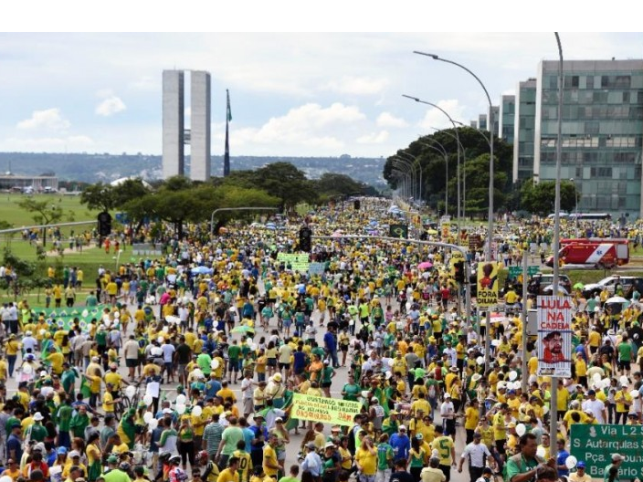 Brazil: 3,5 triệu người biểu tình đòi phế truất Tổng thống