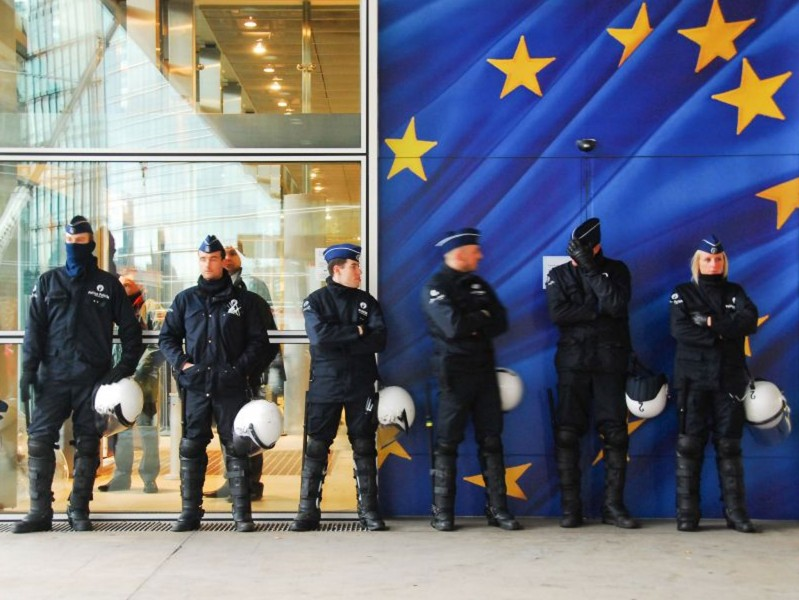 Châu Âu: Liên minh an ninh vẫn là điều xa vời