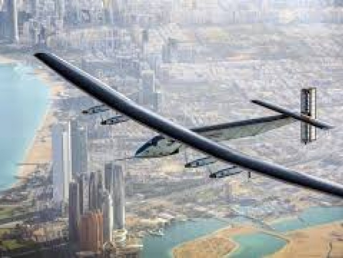 Solar Impulse 2 tiếp tục chặng bay vòng quanh thế giới