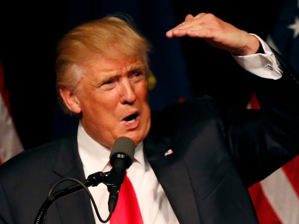 donald trump thay doi nhu chong chong