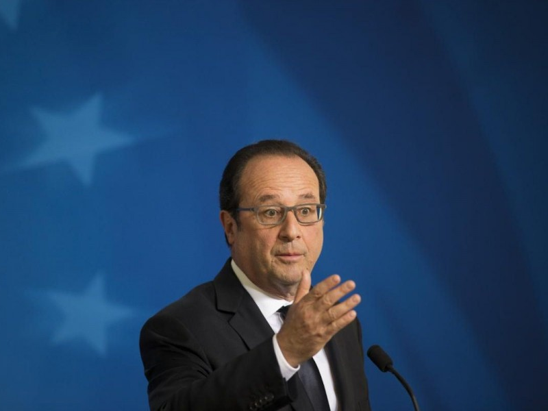 Tổng thống Pháp bác bỏ khả năng trưng cầu ý dân về EU