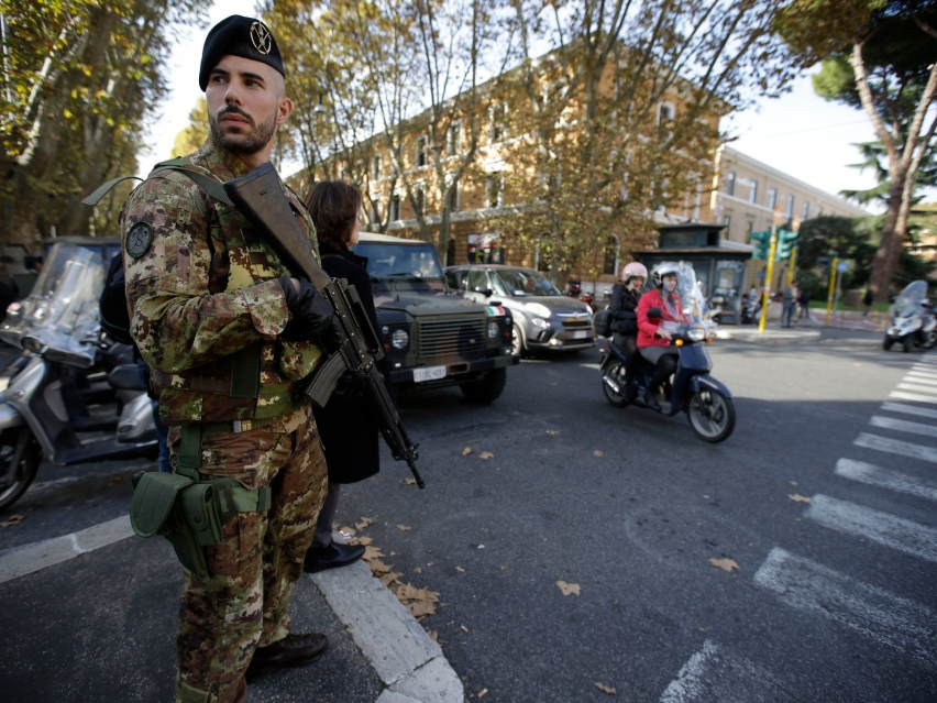 Italy siết chặt an ninh trước lời đe dọa của IS