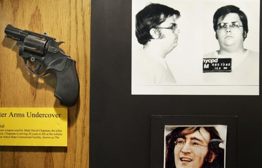 Mỹ tiếp tục bác đơn phóng thích kẻ sát hại John Lennon