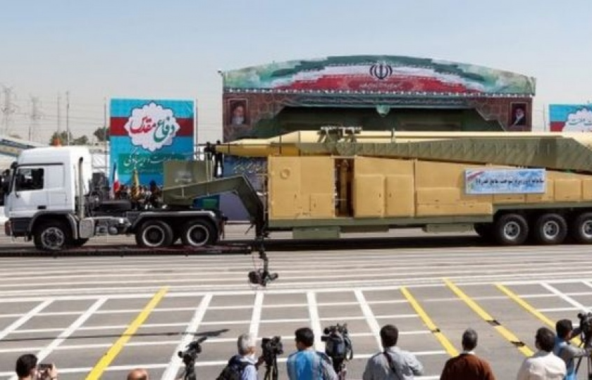 Iran tập trận với các hệ thống tên lửa