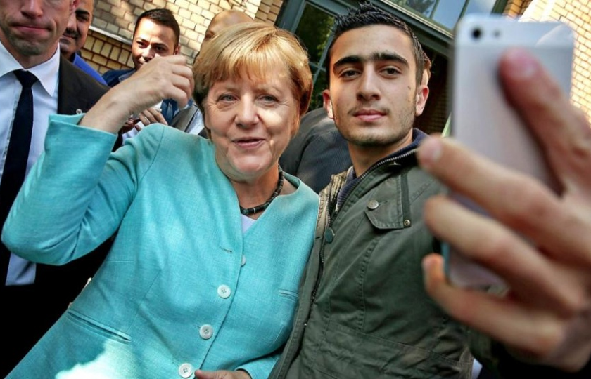 Người tị nạn Syria khốn khổ vì ảnh selfie với Thủ tướng Merkel