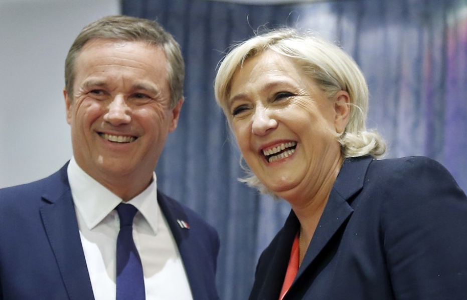 Ứng cử viên Le Pen liên minh với lãnh đạo đảng "Nước Pháp đứng lên"