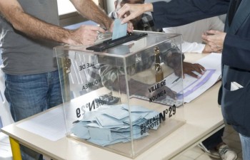 Bầu cử Hạ viện Pháp: Cử tri bắt đầu đi bỏ phiếu
