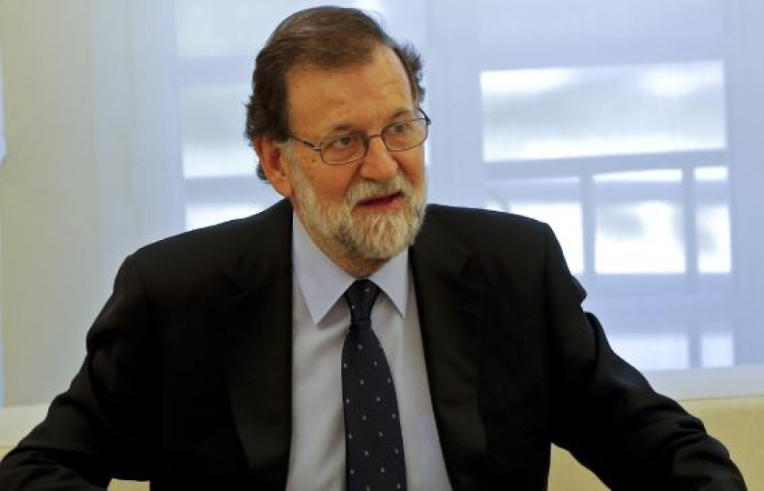 Thủ tướng Tây Ban Nha để ngỏ khả năng đình chỉ quyền tự trị của Catalonia
