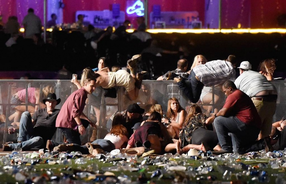 Xả súng tại Las Vegas: Phó Tổng thống Mỹ nhấn mạnh sự đoàn kết của người dân