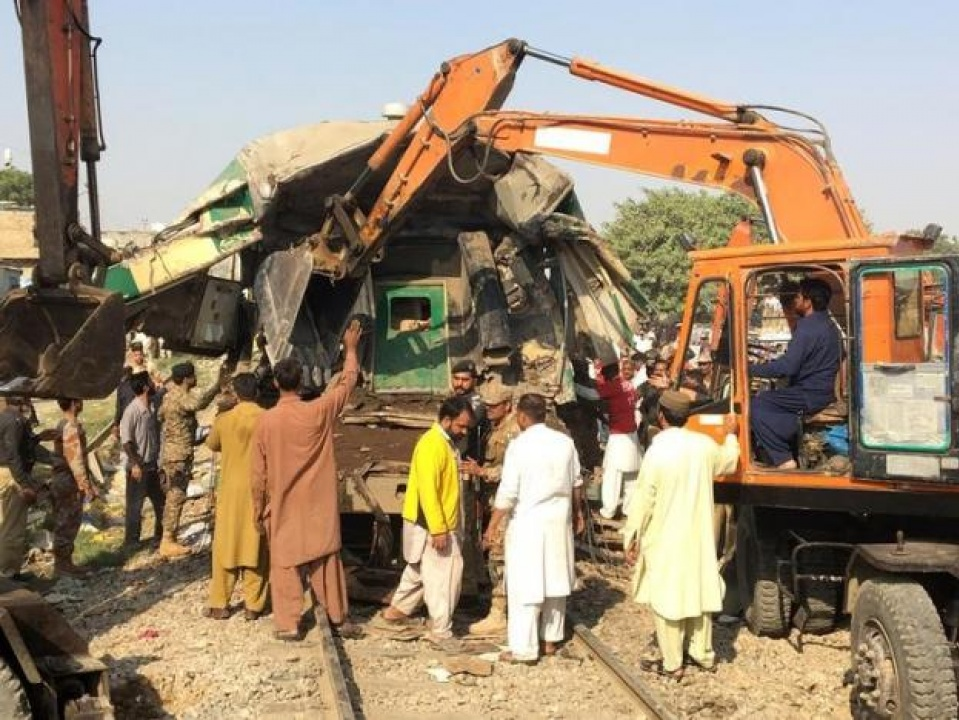 Pakistan: Va chạm tàu hỏa khiến ít nhất 17 người chết
