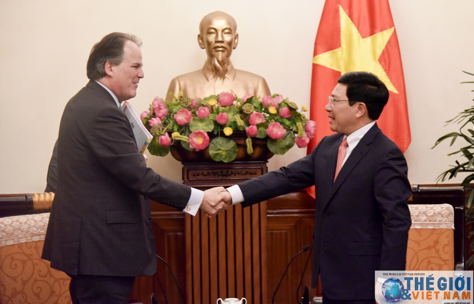 Việt Nam - Anh cần đẩy mạnh khuyến khích doanh nghiệp đầu tư, kinh doanh