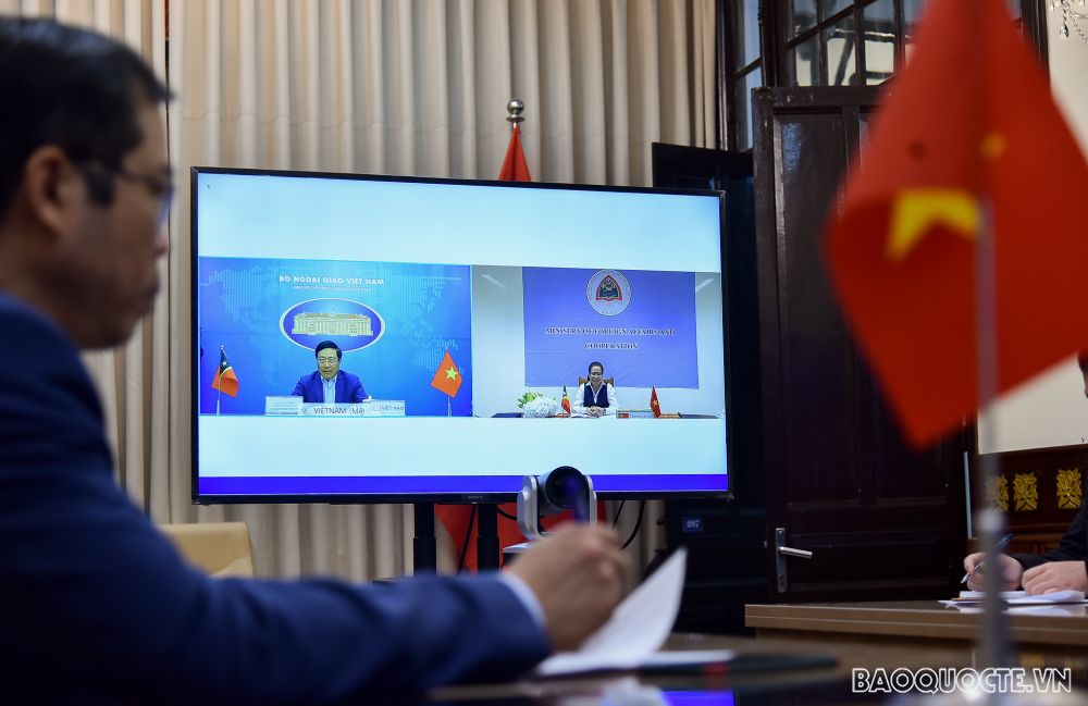 Phó Thủ tướng Phạm Bình Minh điện đàm với Ngoại trưởng Timor-Leste