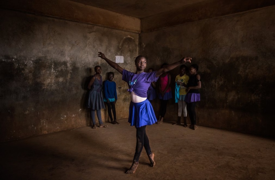 nhung vu cong ballet truong kibera