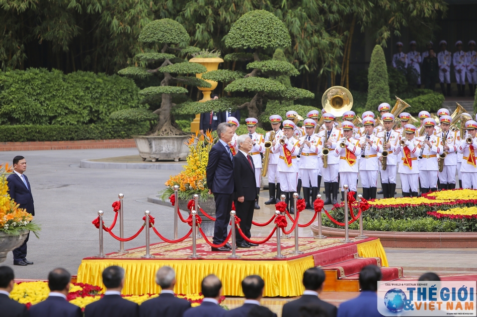 ceremony to welcome argentine president at presidential palace