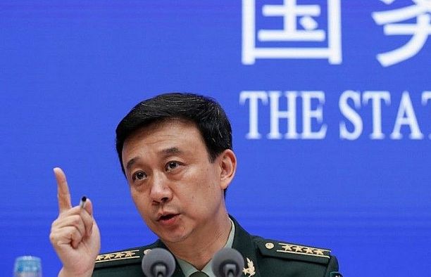 Hỗ trợ công tác phòng ngừa Covid-19, Trung Quốc hoãn tuyển quân
