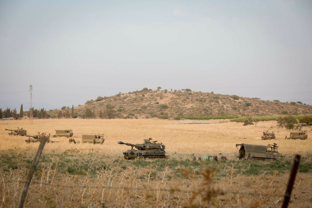 Israel bắt đầu tập trận tác chiến dọc biên giới với Liban. (Nguôn: i24NEWS)