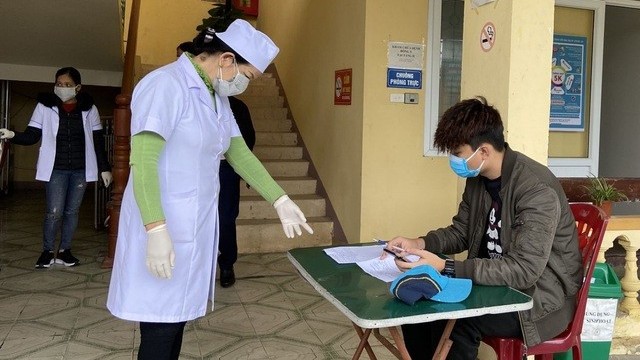 Nhiều bác sĩ tại Hà Tĩnh phải tự cách ly vì bệnh nhân về từ vùng dịch không khai báo y tế