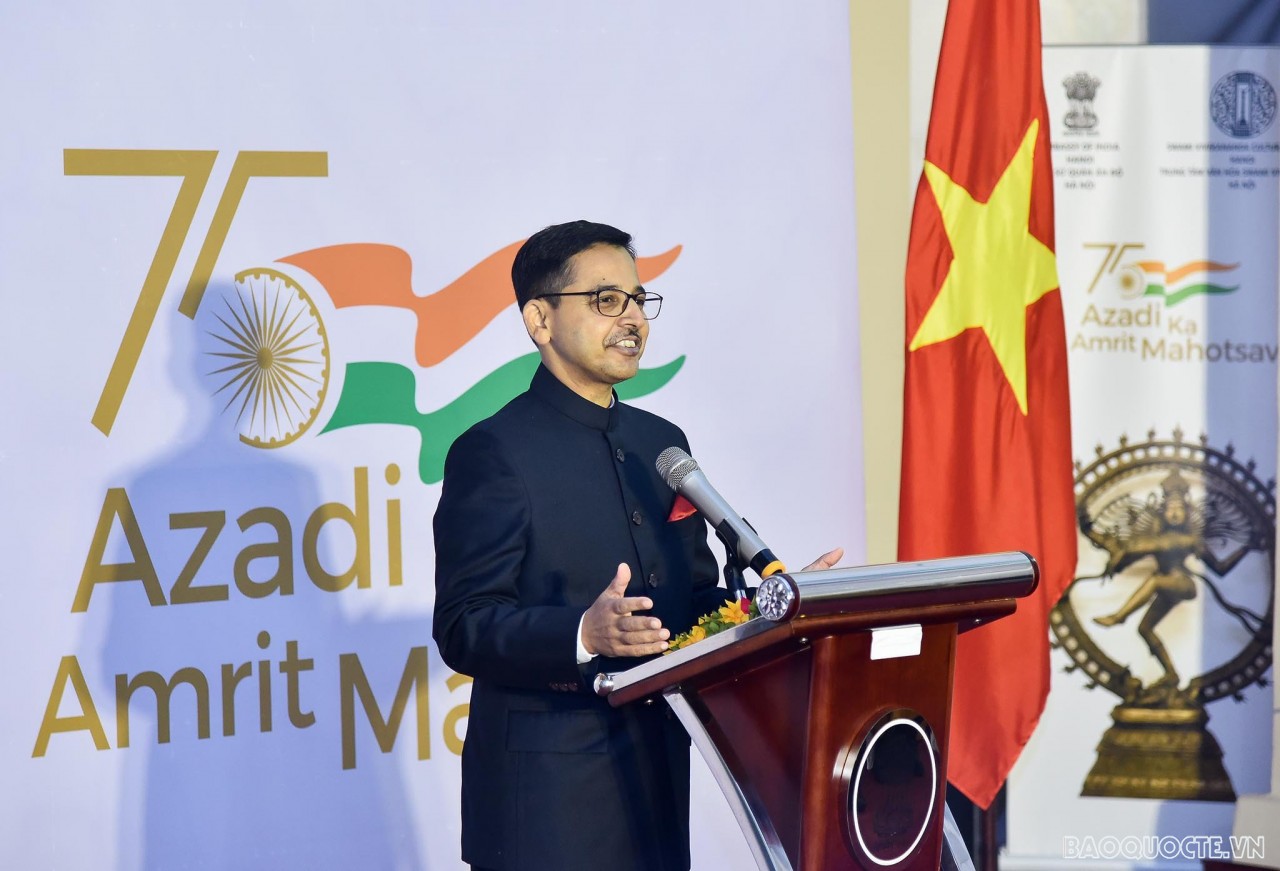 Viet Nam-India: Relations of mutual trust and cooperation