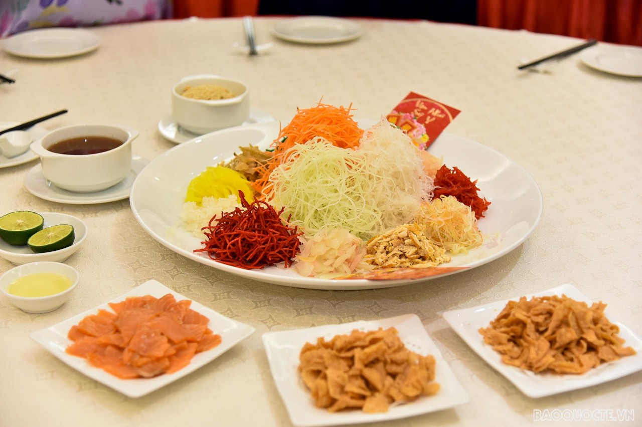 The AWCH gathering to make traditional Singaporean new year food