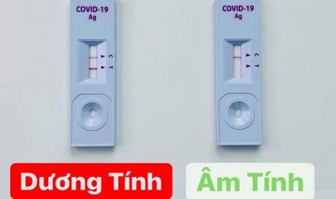 Đọc kết quả xét nghiệm test nhanh kháng nguyên.