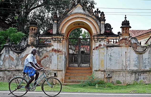 Gần 11.000 biệt thự xa hoa bỏ hoang của các ông trùm khét tiếng Ấn Độ và câu chuyện phía sau