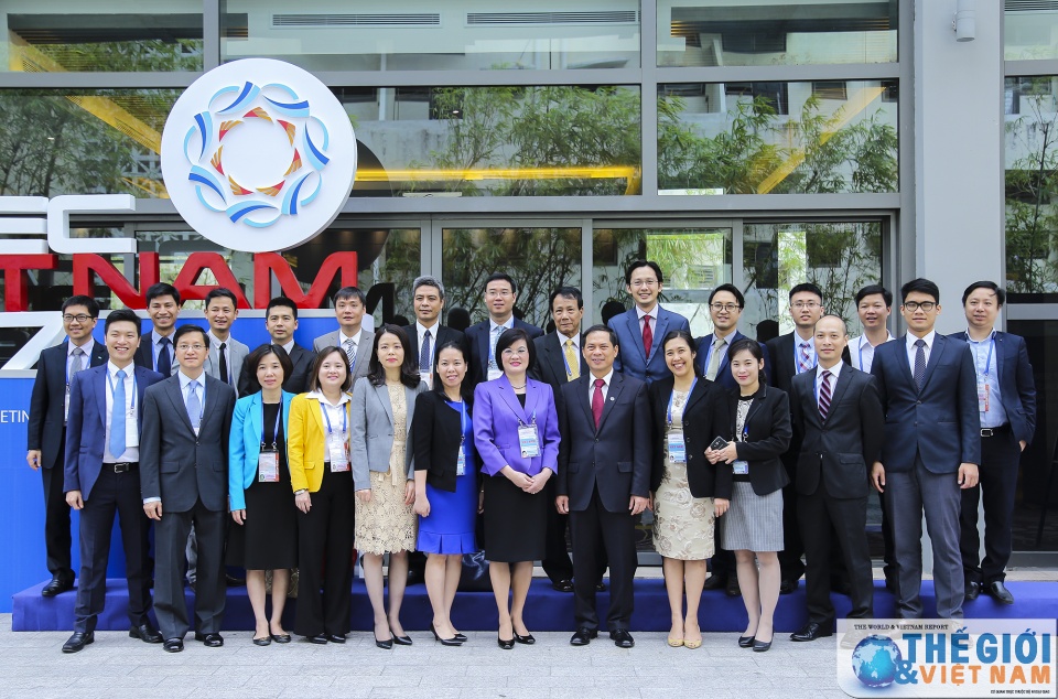 hoi nghi cac quan chuc cao cap apec 2017 buoc vao ngay lam viec thu hai