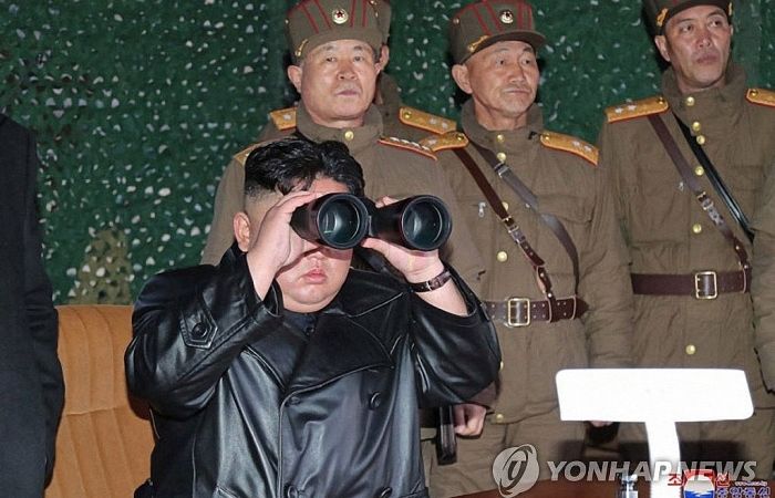 Ông Kim Jong - un giám sát vụ thử nghiệm vũ khí dẫn đường chiến thuật