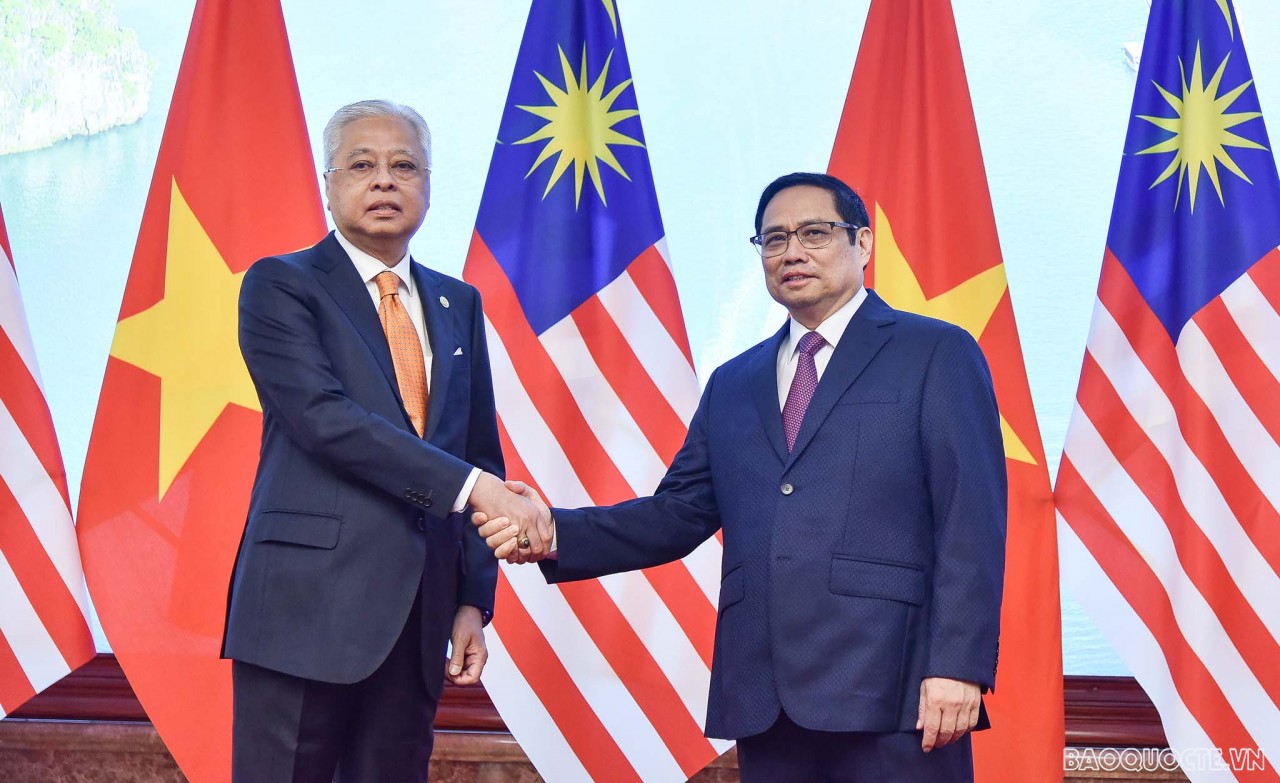 Prime Ministers of Viet Nam, Malaysia hold talks